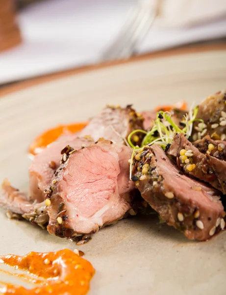 Beef steak — Stock Photo, Image