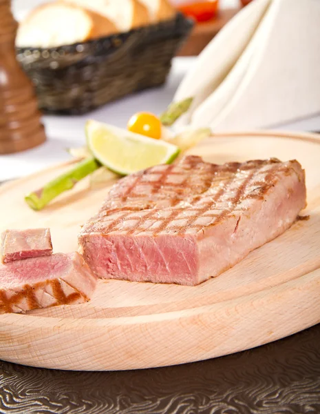 Steak z tuňáka — Stock fotografie