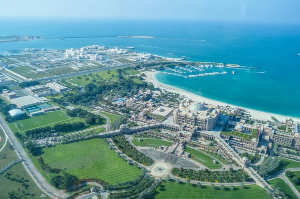 Bird Eye Luchtfoto Van Abu Dhabi Stad Van Observatie Dek Stockfoto