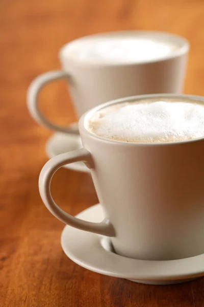 Koffie met opgeklopte melk — Stockfoto