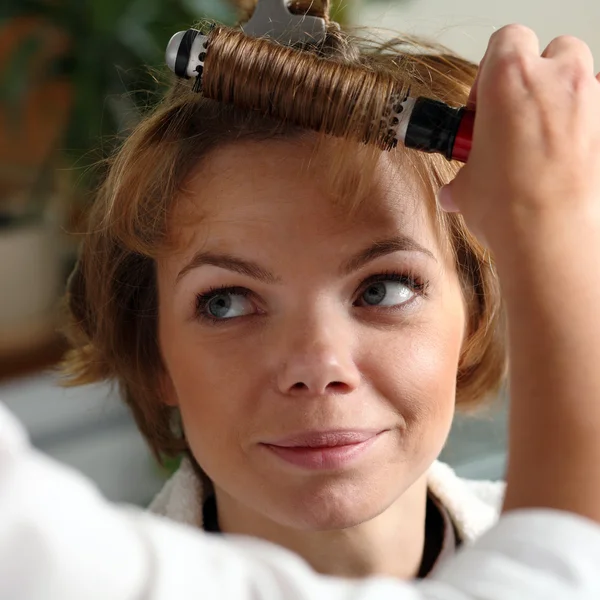 Professional hair styling — Stock Photo, Image