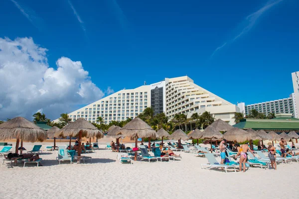 Iberostar Selection Cancun Hotel People Beach Cancun Quintana Roo Mexico — Stock Photo, Image