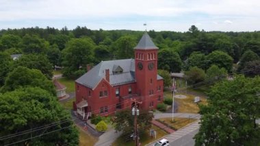 Plaistow şehir merkezinin hava manzarası. Kasaba üzerindeki tarihi belediye binası. Plaistow, New Hampshire NH, ABD.. 