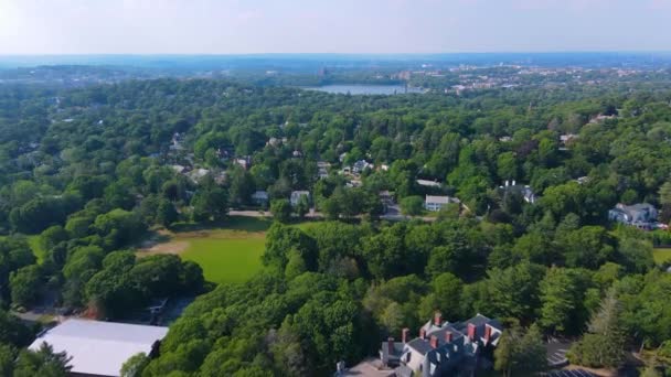 Pine Manor College Campus Luchtfoto Uitzicht Zomer Chestnut Hill Stad — Stockvideo