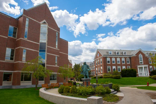 Statua Saint Thomas More Presso Boston College Law School Newton — Foto Stock