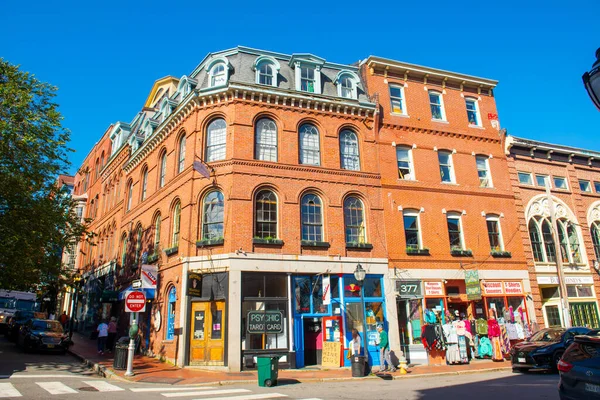 Portland, Maine ME, ABD 'deki Fore Caddesi, Fore Caddesi' ndeki tarihi ticari bina.. 