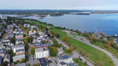 Munjoy Hill tarihi konut topluluğu Portland, Maine ME, ABD 'deki hava manzarasını kapatın. 