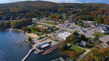 Merkez Liman Merkezi hava manzarası Winnipesaukee Gölü, New Hampshire NH, ABD. 