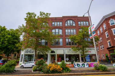 Historic commercial buildings at 140 Washington Street near Barton Square in Historic city center of Salem, Massachusetts MA, USA. 