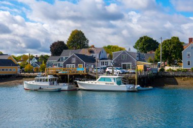 Portsmouth tarihi rıhtım bölgesi Piscataqua Nehri 'nin Portsmouth, New Hampshire NH, ABD. 