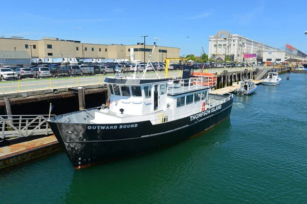 여객선 Outward Bound Docked Boston Cruise Port Seaport District City — 스톡 사진