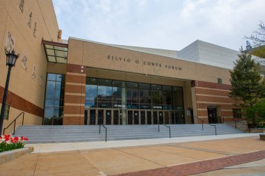 Boston Üniversitesi 'ndeki Silvio O. Conte Forum binası. Boston Koleji 1863 yılında Newton, Massachusetts MA, ABD 'de kurulmuştur..