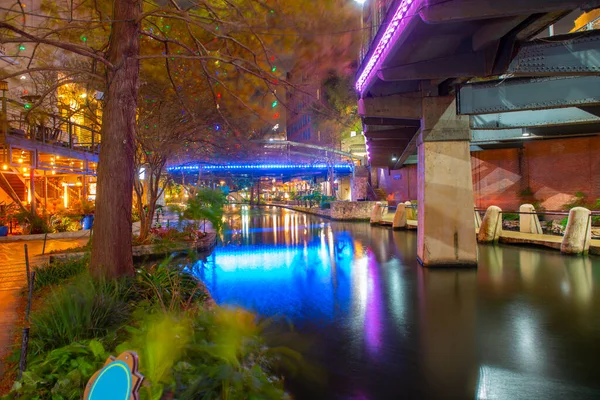 Paseo Por Río San Antonio Entre Crockett Street Presa Street — Foto de Stock