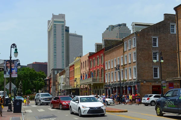 Zabytkowe Budynki Handlowe Przy Ulicy Decatur Street Przy Ulicy Louis — Zdjęcie stockowe