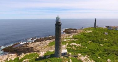 Thacher Adası Deniz fenerlerinin havadan görünüşü, Rockport, Cape Ann, Massachusetts MA, ABD. Thacher Adası Deniz fenerleri 1771 'de inşa edildi..