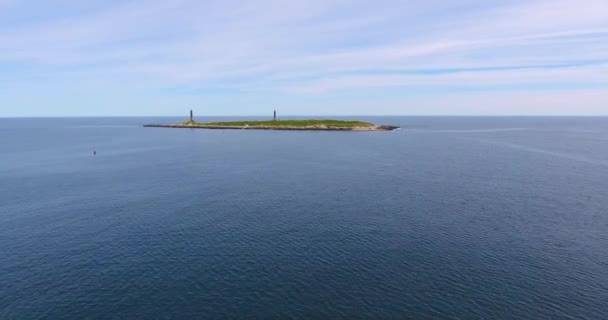 Thacher Islandの空中ビューThacher Island Rockport Cape Ann マサチューセッツ州 シアター島灯台は1771年に建設された — ストック動画