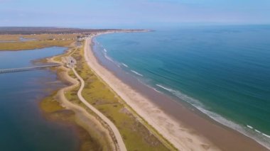Long Island 'daki Duxbury Sahili ve Duxbury Körfezi hava manzaralı Massachusetts MA, ABD. 
