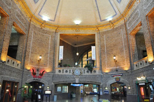 스페인어 Gare Palais 캐나다 퀘벡주에 샤토이 에스크 터미널이다 구퀘벡은 유네스코 — 스톡 사진