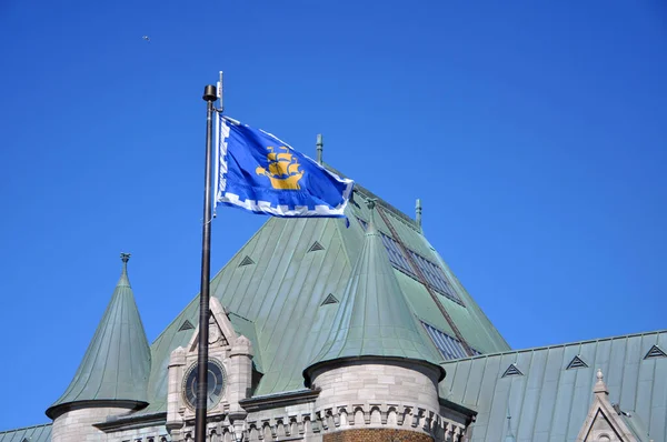 Bandiera Cittadina Del Quebec Fronte Alla Gare Palais Quebec City — Foto Stock