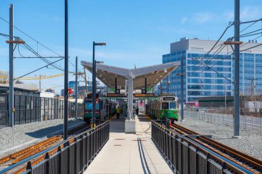 Boston Metro MBTA Union Square istasyonu Somerville, Massachusetts MA, ABD 'de Union Square' de. İstasyon, Mart 2022 'de açılan Yeşil Hat uzantısının bir parçasıdır..