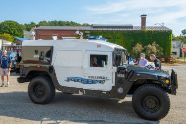 Wellesley antik Hummer H1 Polis arabası Wellesley, Massachusetts MA, ABD. 