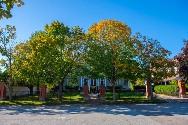 Edgewood Manor Hotel, 232 Norwood Avenue, Cranston, Rhode Island RI, ABD. 