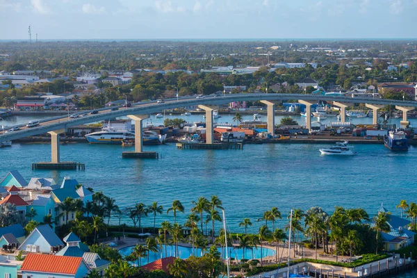 Nassau Vista Aérea Centro Cidade Incluindo Paradise Island Bridge Potters — Fotografia de Stock