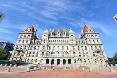 New York State Capitol binası Albany şehir merkezinde, New York, New York, ABD. Bu bina 1867 'de Romanesque Revival ve Neo-Rönesans tarzıyla inşa edildi..