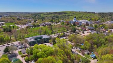Maine State House, Maine 'in Maine, Maine, ABD' deki tarihi Augusta şehir merkezindeki başkentidir..