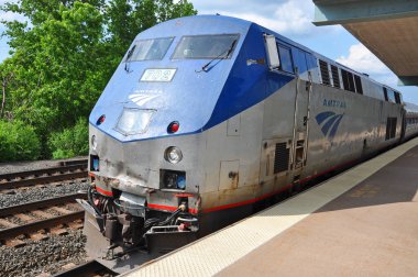 Amtrak General Electric GE P42DC Genesis Lokomotif, William F. Walsh Syracuse, New York Eyaleti NY, ABD Bölgesel Taşımacılık Merkezi 'nde..