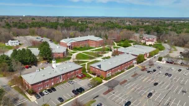 Middlesex Community College Bedford Campus Aerial View 591 Springs Road — Stockvideo