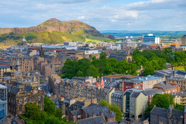 Old Town Aerial View Holyrood Park Background Edinburgh Castle Edinburgh — Stock Photo, Image