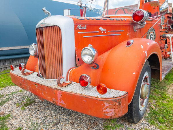 Пожарная машина пожарной службы "Челси" на ферме Коннорс в Дэнверсе, Массачусетс, США.