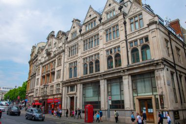Whitehall House, Londra, İngiltere 'de Westminster kentindeki Trafalgar Meydanı yakınlarındaki 15 Whitehall' da.. 