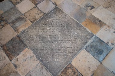 George Peabody 'nin Westminster Manastırı' ndaki mezarı. Kilise, Londra, İngiltere 'de Westminster şehrinde Westminster Sarayı' nın yanında yer almaktadır.. 