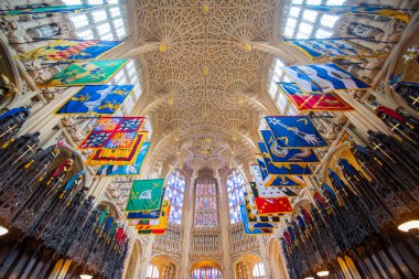 VII. Henry 'nin Westminster Manastırı' nın iç mekanı. Kilise İngiltere 'nin başkenti Londra' da Westminster şehrinde Westminster Sarayı 'nın yanında yer almaktadır. Bu kilise 1987 'den beri UNESCO Dünya Mirasları Alanıdır.. 