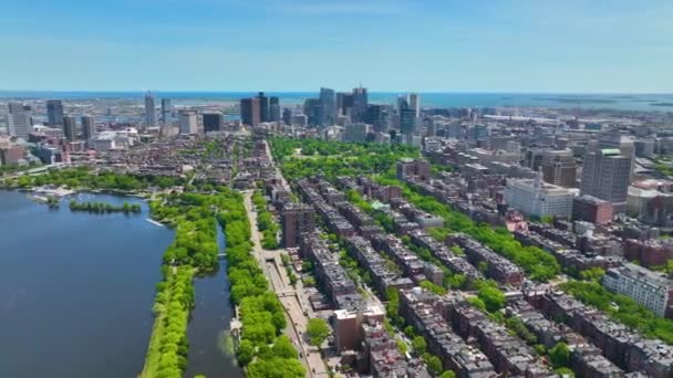 Boston Longfellow Köprüsü Charles Nehri Üzerinde Şehir Merkezinde Back Bay — Stok video