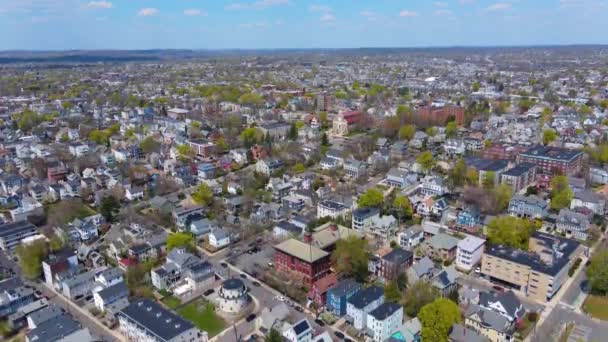 Somerville Şehir Merkezinin Somerville Bulvarı Ndaki Hava Manzarası Ilkbaharda Massachusetts — Stok video