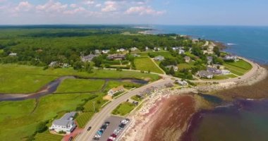 North Hampton State Park 'ın kumlu sahili. Arka planda Little Boar' s Head Historic District, North Hampton, New Hampshire NH, ABD.. 