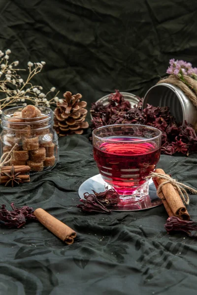 Roselle Jamaica Acedera Rozelle Hibisco Sabdariffa Con Rosselle Seco Cubo — Foto de Stock