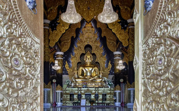 Lampang Thaiföld Szeptember 2019 Nézte Gyönyörű Építészet Templom Ajtaja Golden — Stock Fotó