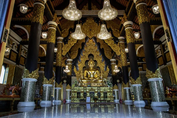 Lampang Tailandia Sep 2019 Imagen Buda Dorada Dentro Wat Phra — Foto de Stock