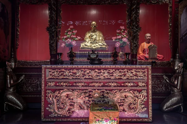 Bangkok Tailândia Outubro 2019 Dentro Templo Dragão Kammalawat Wat Lengnoeiyi — Fotografia de Stock