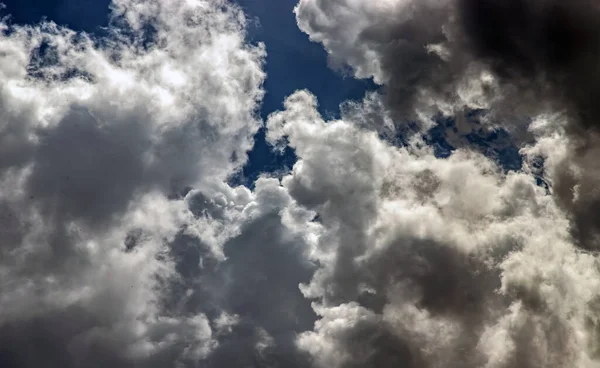 Gyönyörű Kék Felhők Hátterével Égi Felhők Égbolt Felhőkkel Időjárás Természet — Stock Fotó