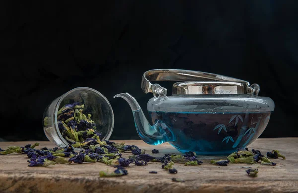 Üvegteáskanna Pillangó Borsó Tea Clitoria Vagy Szerves Kék Anchan Száraz — Stock Fotó