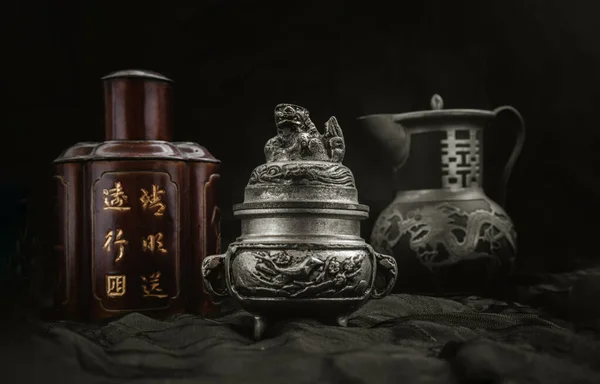 Amazon.com: 中式禅意招财狻猊炉家用室内陶瓷创意貔貅香炉Censer