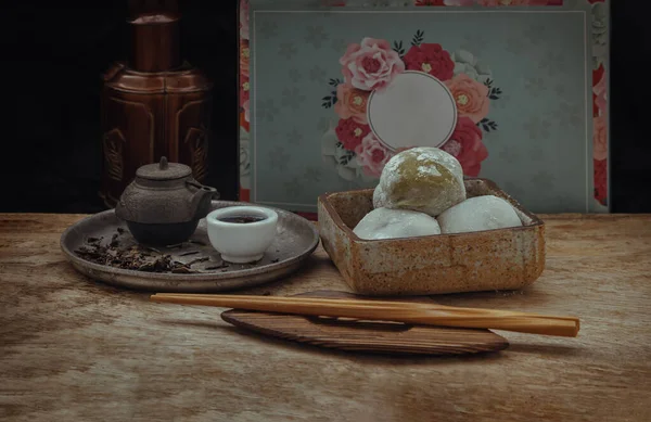 Groene Thee Rode Bonen Daifuku Met Chinese Thee Oude Houten — Stockfoto