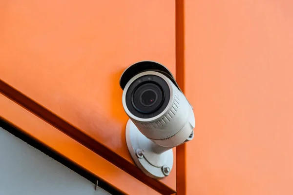 Kamera Monitoringu Fasadzie Domu Kamera Bezpieczeństwa Zapobiegania Porządkowi Publicznemu — Zdjęcie stockowe