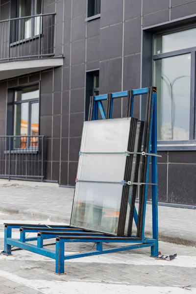 Nuevas Unidades Vidrio Sellado Obra Preparación Para Instalación Aberturas Ventanas — Foto de Stock