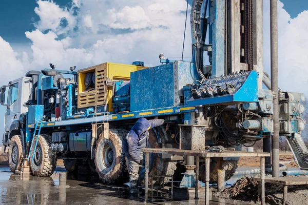 Drilling Rig Close Construction Site Deep Hole Drilling Extraction Minerals — Stockfoto